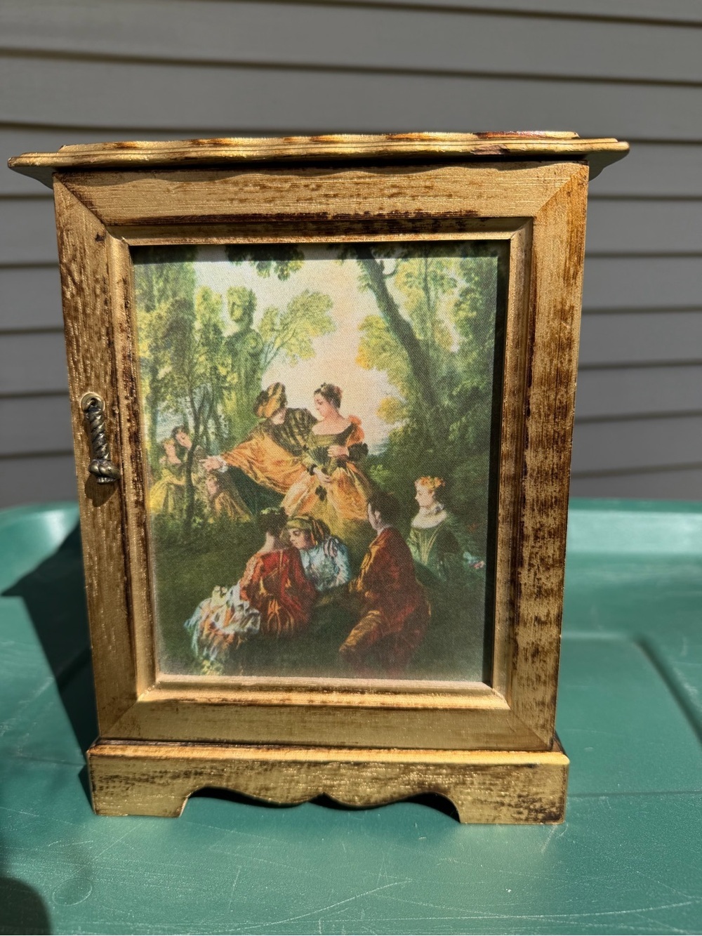 Vintage Decorative Jewelry Music Box